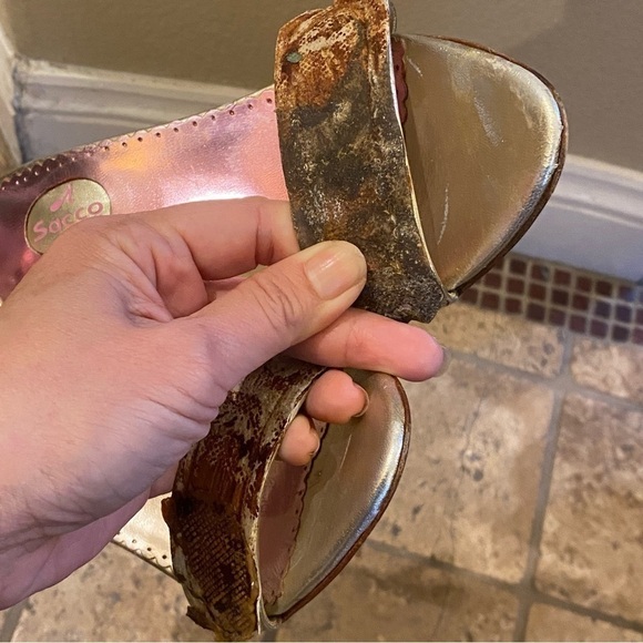 SACCO Women Animal Print Leather Light Gold Ankle Strap Shoes Size 36 - Picture 7 of 14